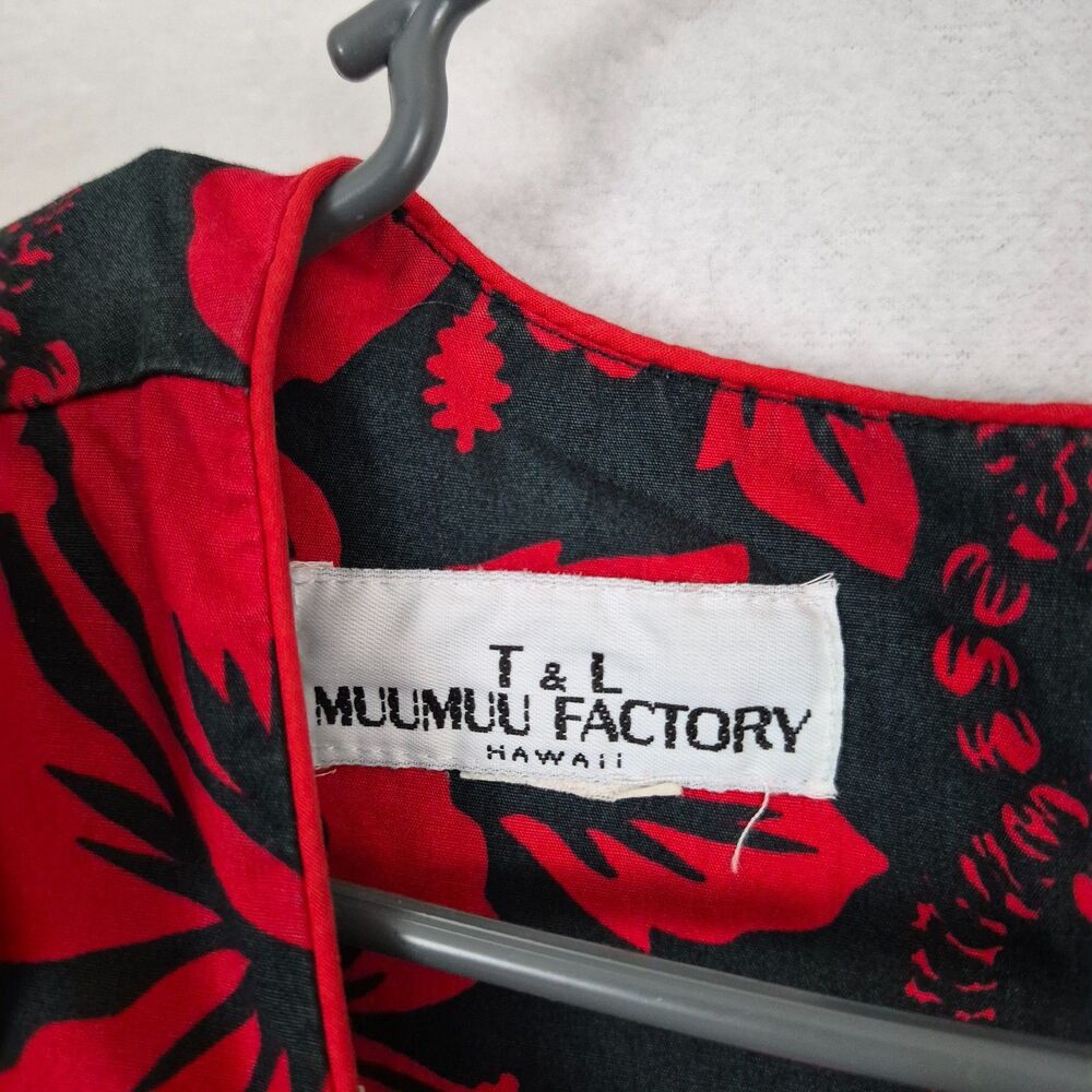 Muumuu Factory Hawaii Tropical Red Black Size 7/8 Dress Luau Ruffle Island Midi - Picture 2 of 12